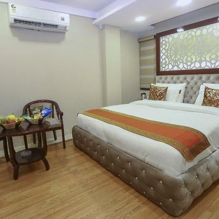 Hotel L'Affaire Delhi  Dış mekan fotoğraf